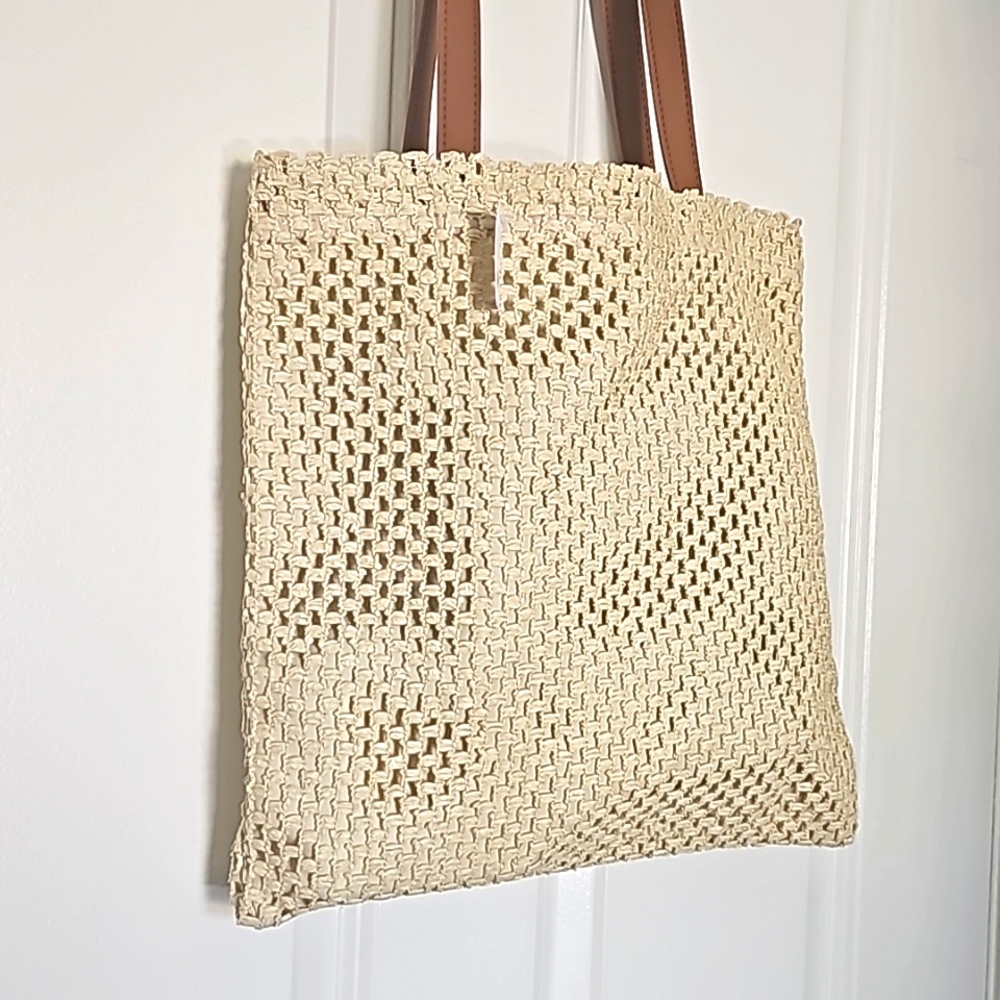 GAP tote